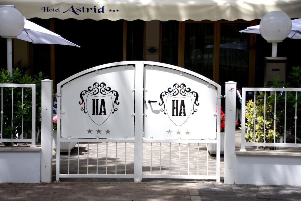 Hotel Astrid Τσέρβια Εξωτερικό φωτογραφία