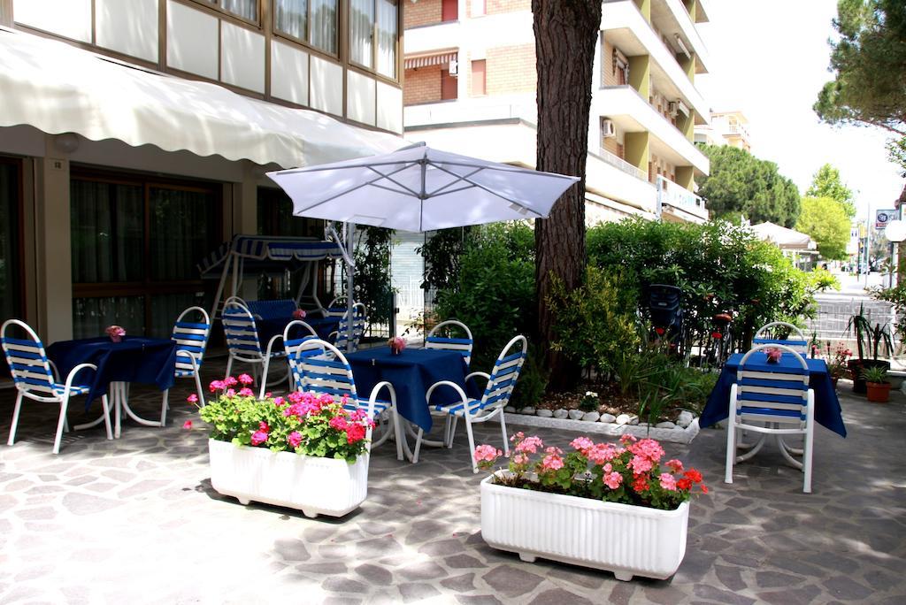 Hotel Astrid Τσέρβια Εξωτερικό φωτογραφία
