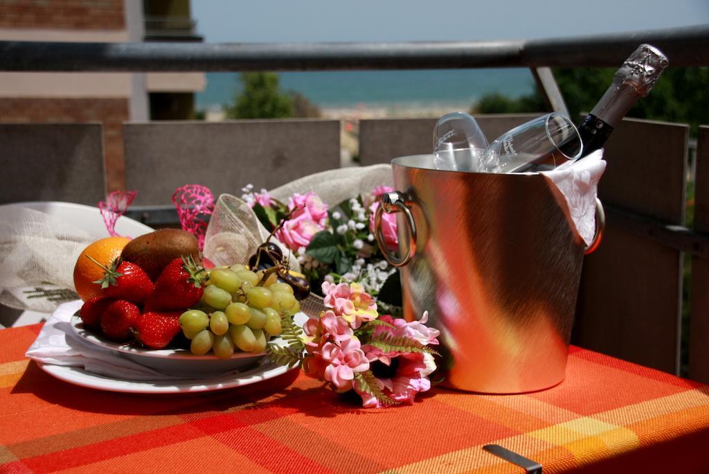 Hotel Astrid Τσέρβια Εξωτερικό φωτογραφία