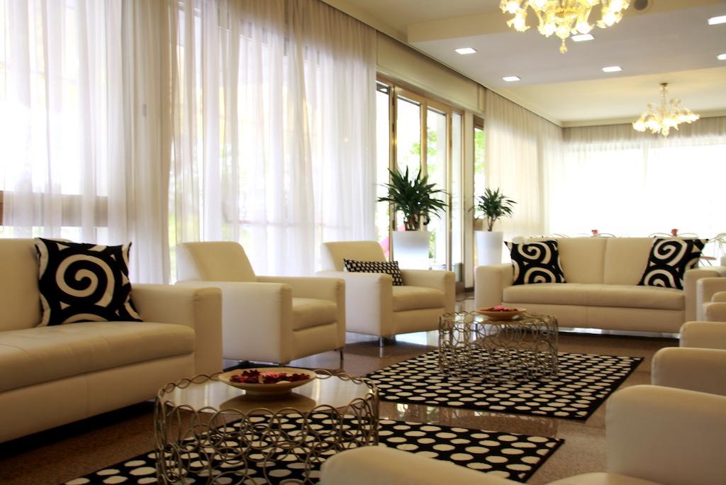 Hotel Astrid Τσέρβια Εξωτερικό φωτογραφία