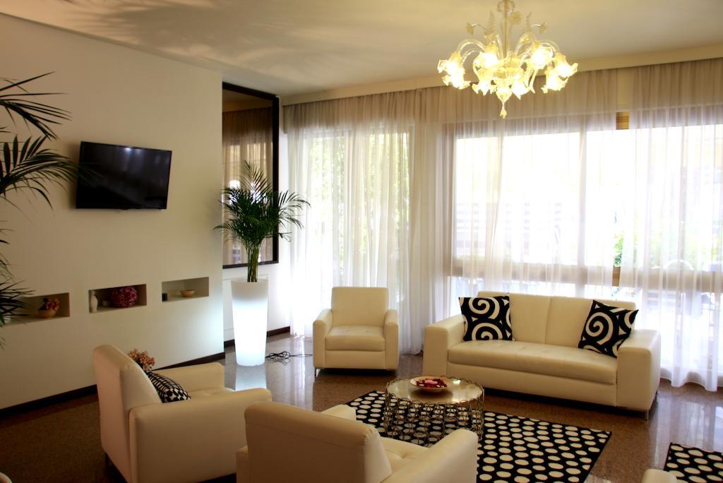 Hotel Astrid Τσέρβια Εξωτερικό φωτογραφία